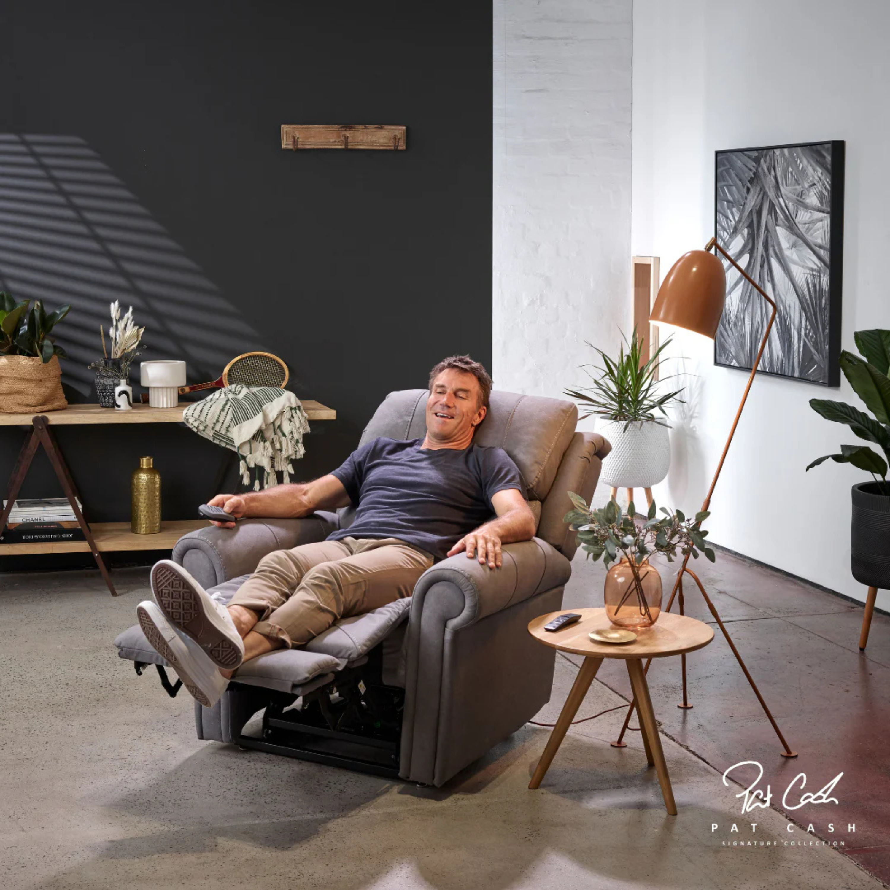 Theorem Lift Chair - Studio